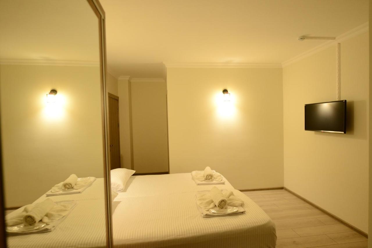 Hotel Dolphin Batumi Exteriér fotografie